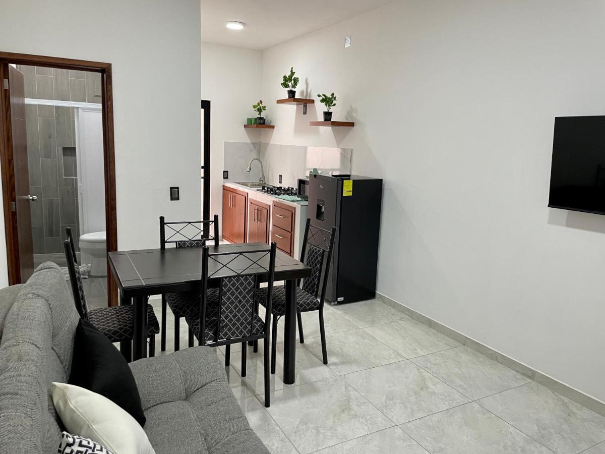 테킬라 Casa Madera - Departamento 2 아파트 외부 사진